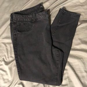 Black Skinny Jeans